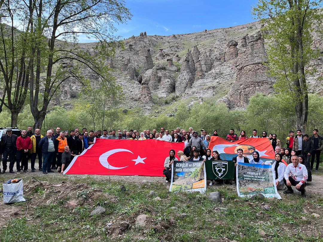 Orta Ve Kurşunlu Belediye Ve Kaymakamlıklarının Organize Ettiği Atatürk'ü Anma Gençlik Ve Spor Bayramı Ve Gençlik Haftası Vesilesiyle, Gençlik Ve Spor Doğa Yürüyüşü Etkinliği Kapsamında, Ilçemiz Sakaeli Köyünden B (1)