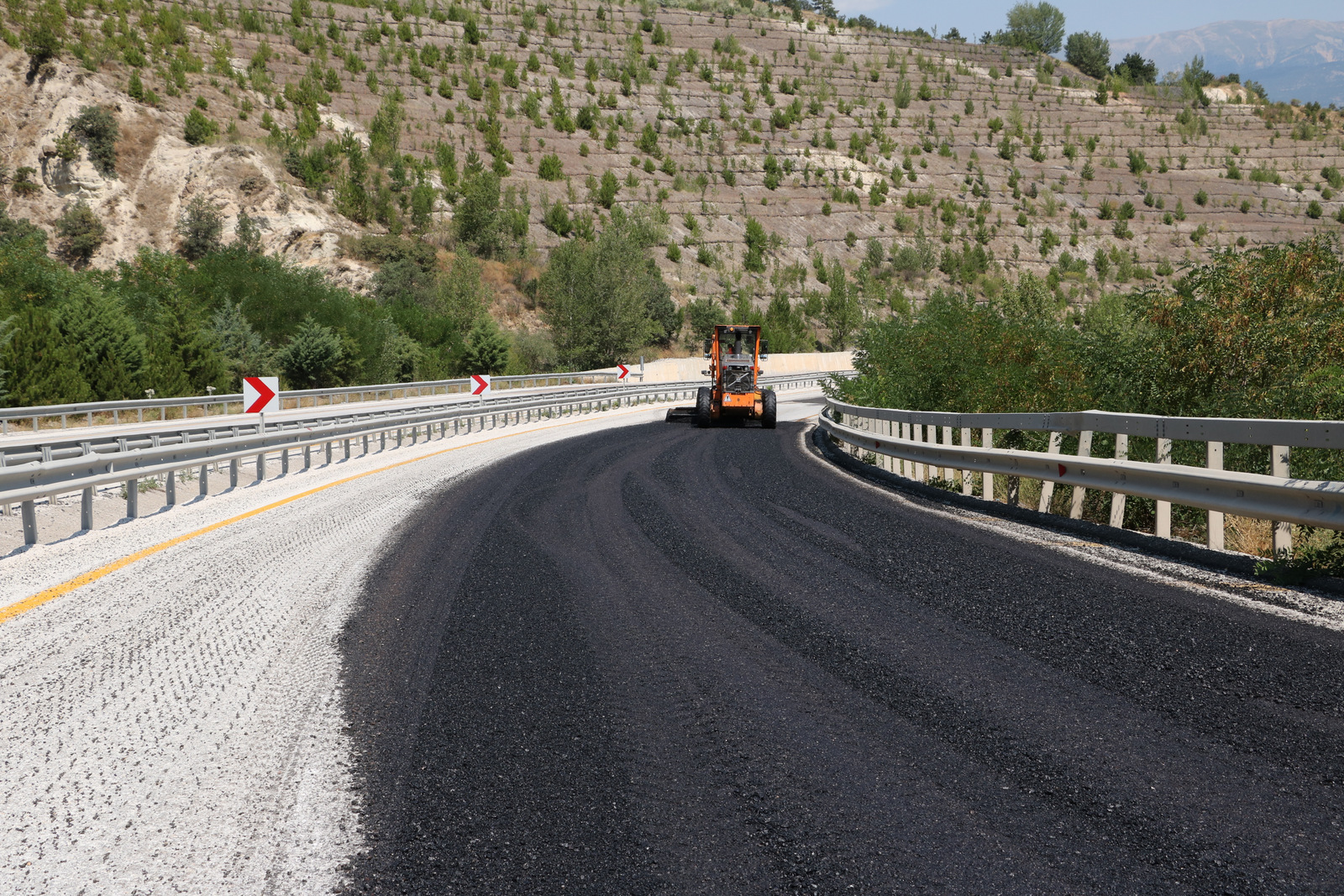 Çankırı’nın En Önemli Geçitleri Arasında Yerini Koruyor! Yenilemek İçin Yeniden Asfaltlanıyor!1