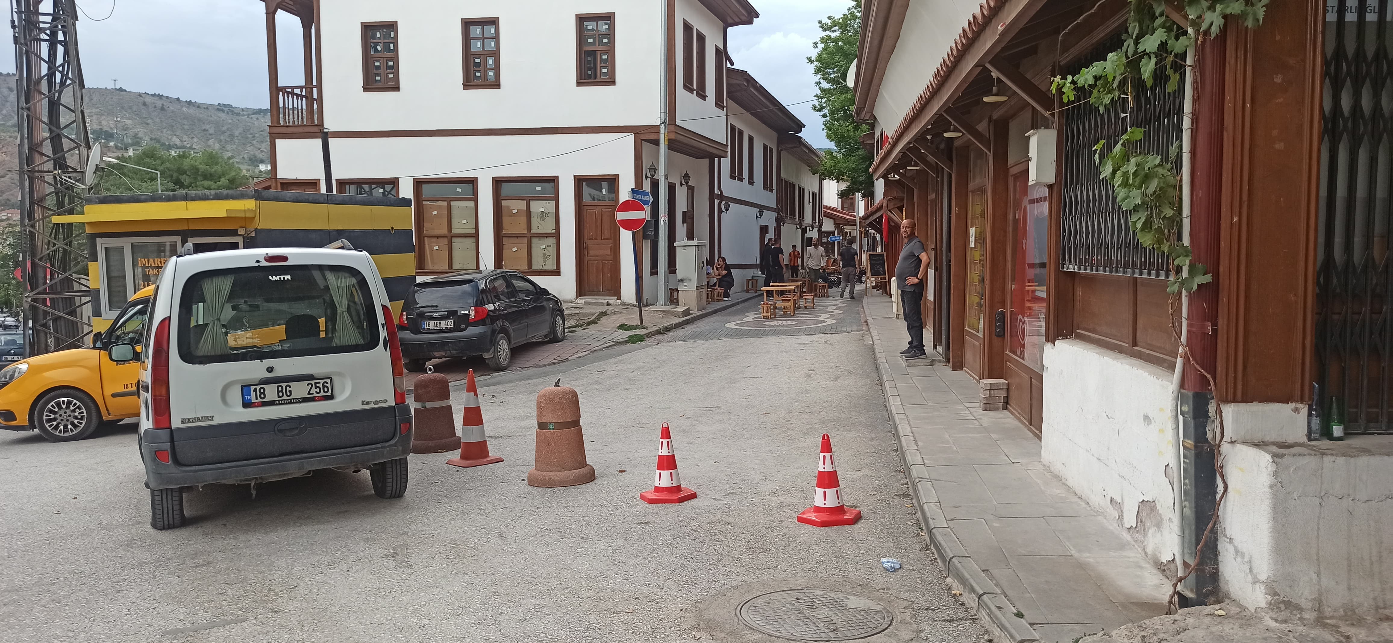 Çankırı'nın Tarihi Caddesi Tamamen Trafiğe Kapatıldı