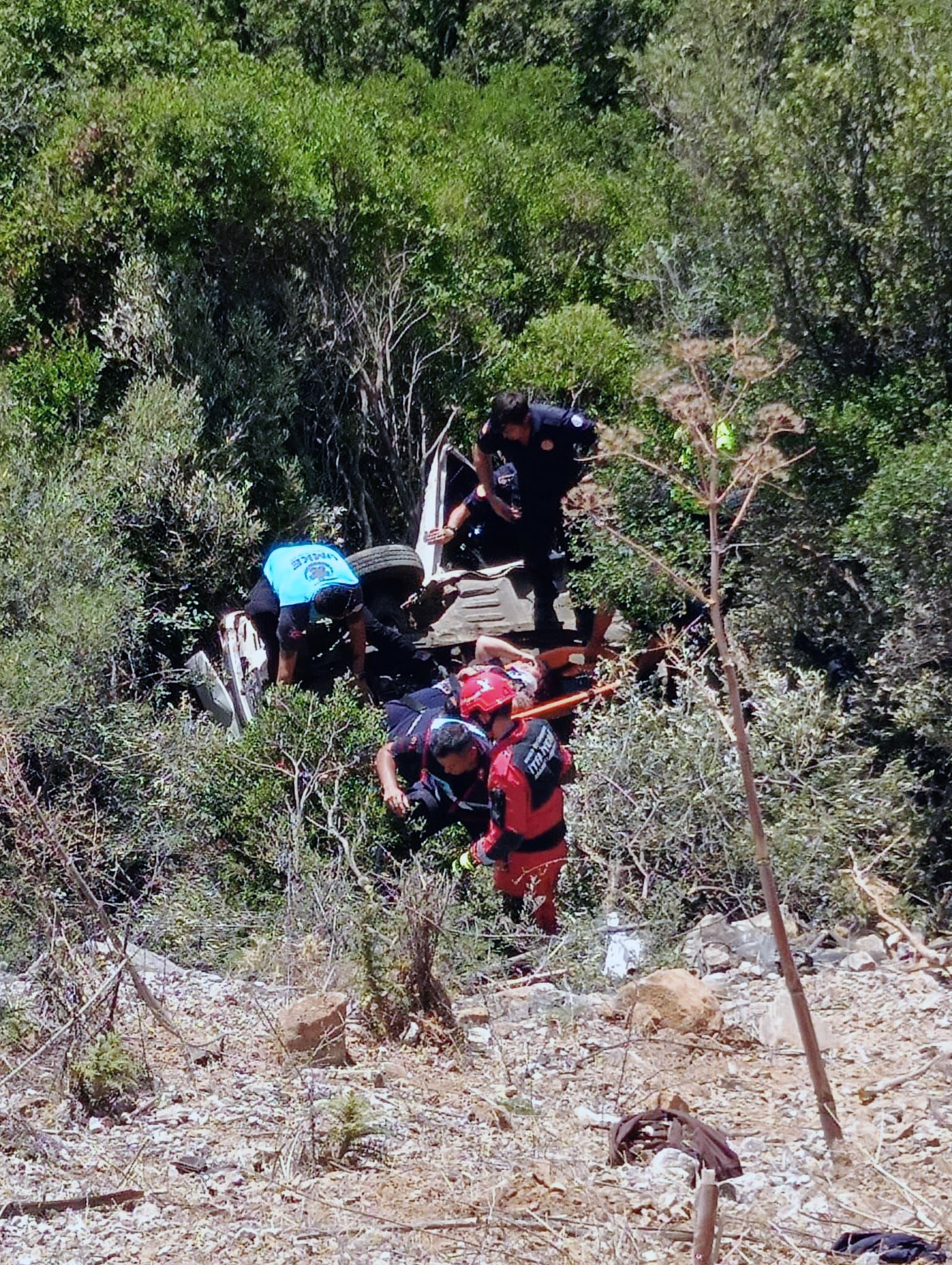 Sakar Rampasında Araç 70 Metrelik Uçuruma Yuvarlandı82756