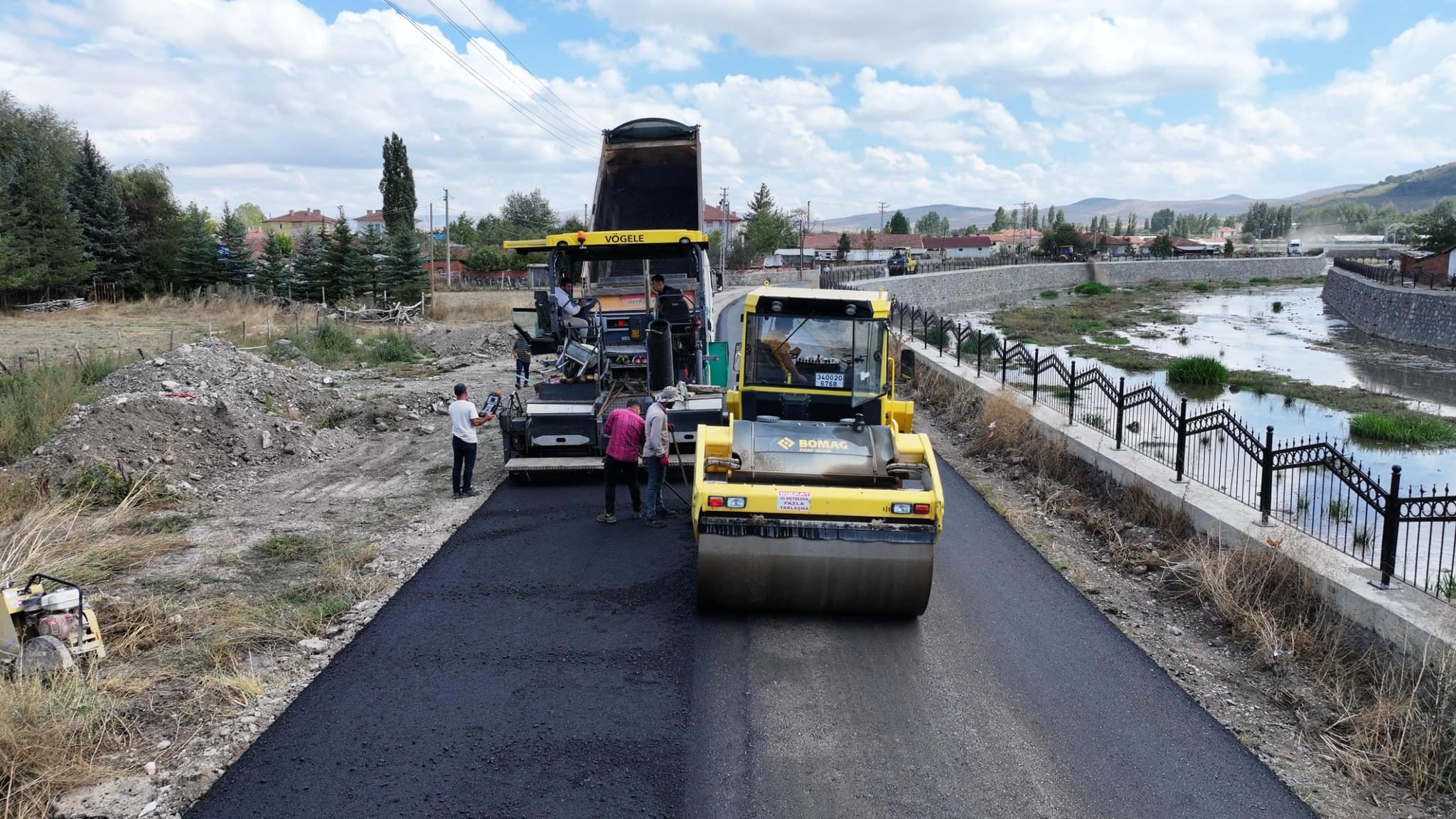 Çerkeş’te Yol Çalışmaları Tam Gaz! Başkan Sopacı, Asfalt Sezonunu Iyi Değerlendiriyor.64