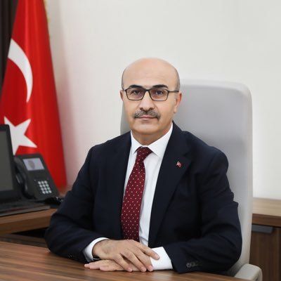 Mahmut Demirtaş Kimdir