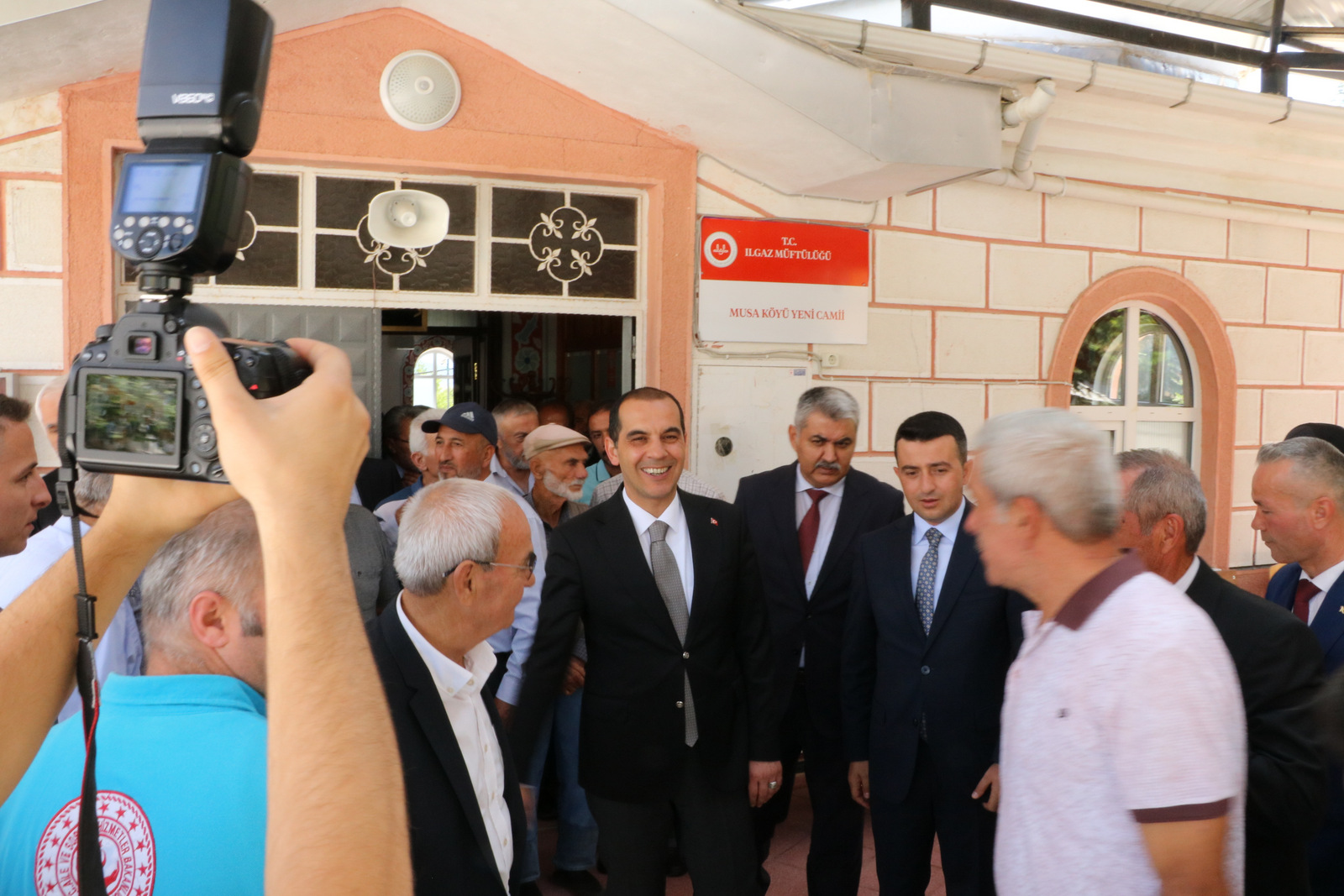 Vali Taşolar Aşure Günü'nde Musa Köylüleri Yalnız Bırakmadı3