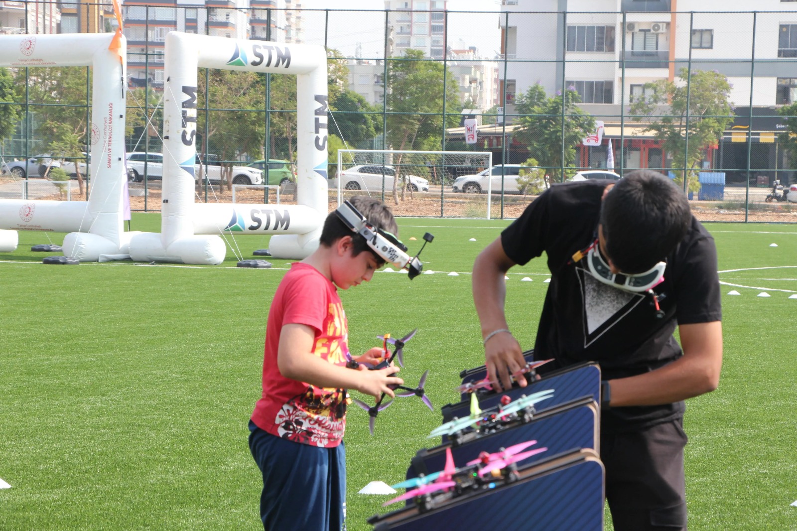 53Teknofest’te Kıyasıya Rekabet! Genç Pilotlar Drone Yarışında Buluştu