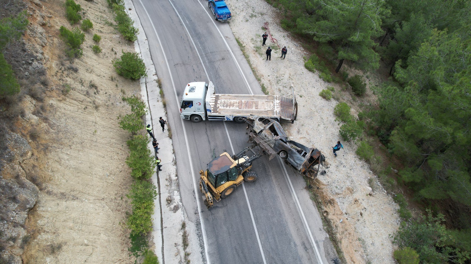 Tarım İşçilerini Taşıyan Minibüs Uçuruma Yuvarlandı: 4 Ölü, 17 Yaralı2