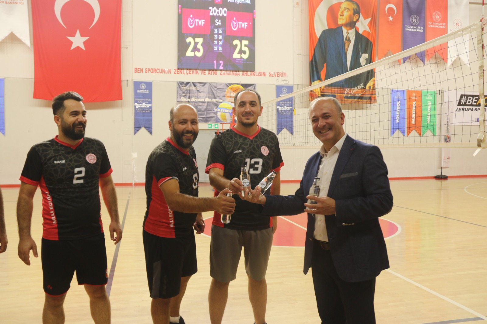 Çankırı'da Mahalle Kültürünü Canlandıran Gazozuna Voleybol Müsabakası3