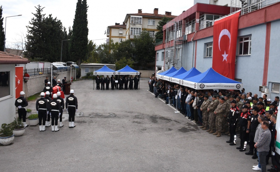 Çankırılı Polis Memuru Yoğun Bakımda Yaşamını Yitirdi1