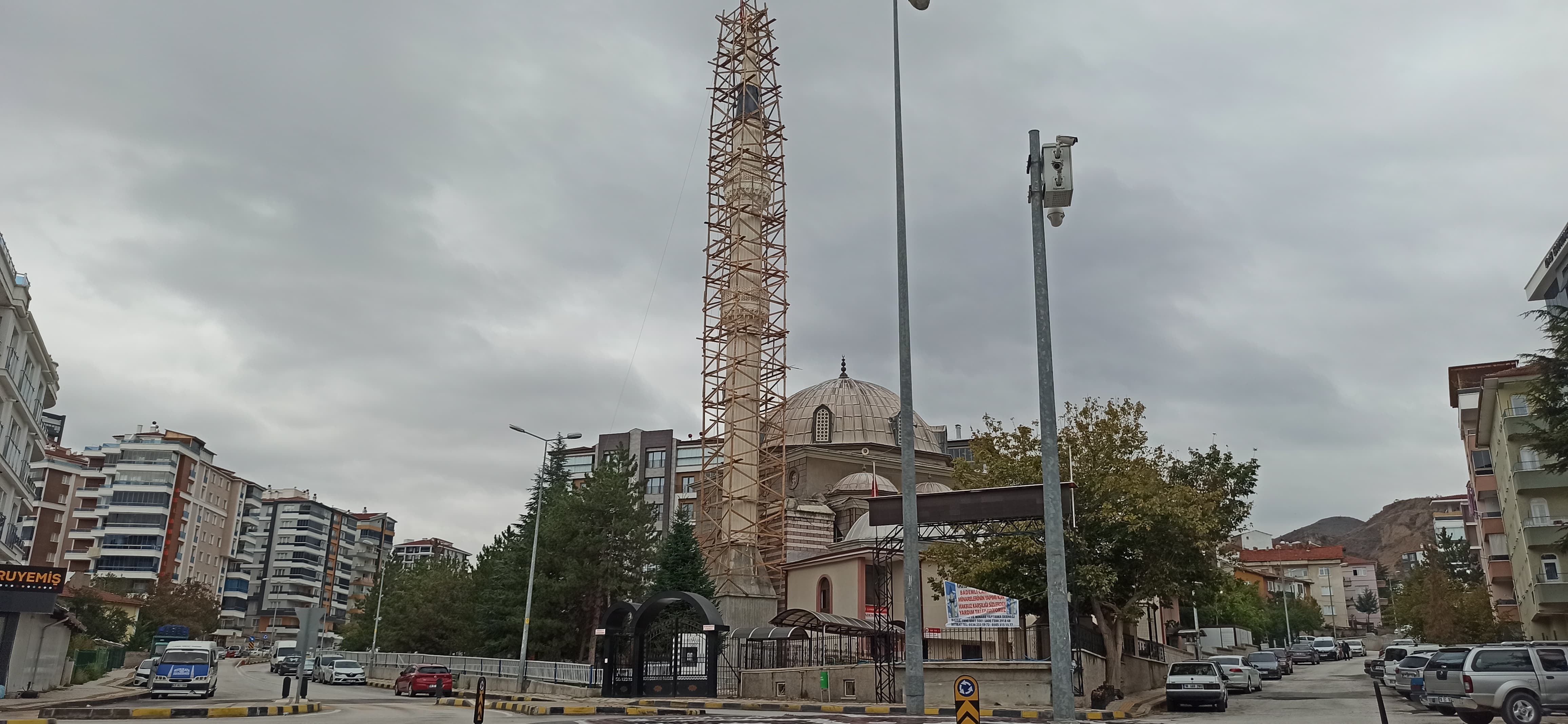 Şiddetli Rüzgar Minareyi Yok Etmişti Minarede Sona Gelindi1