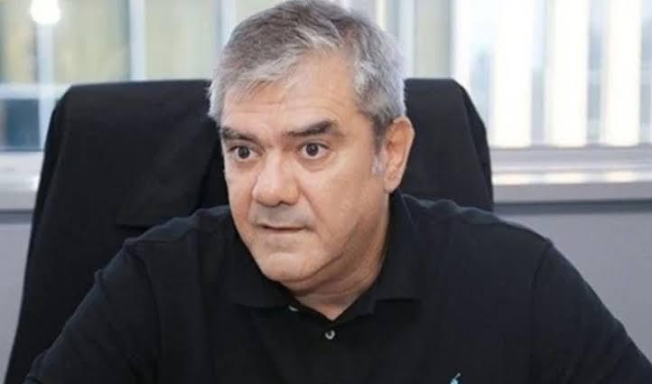 Yılmaz Özdil Kimdir