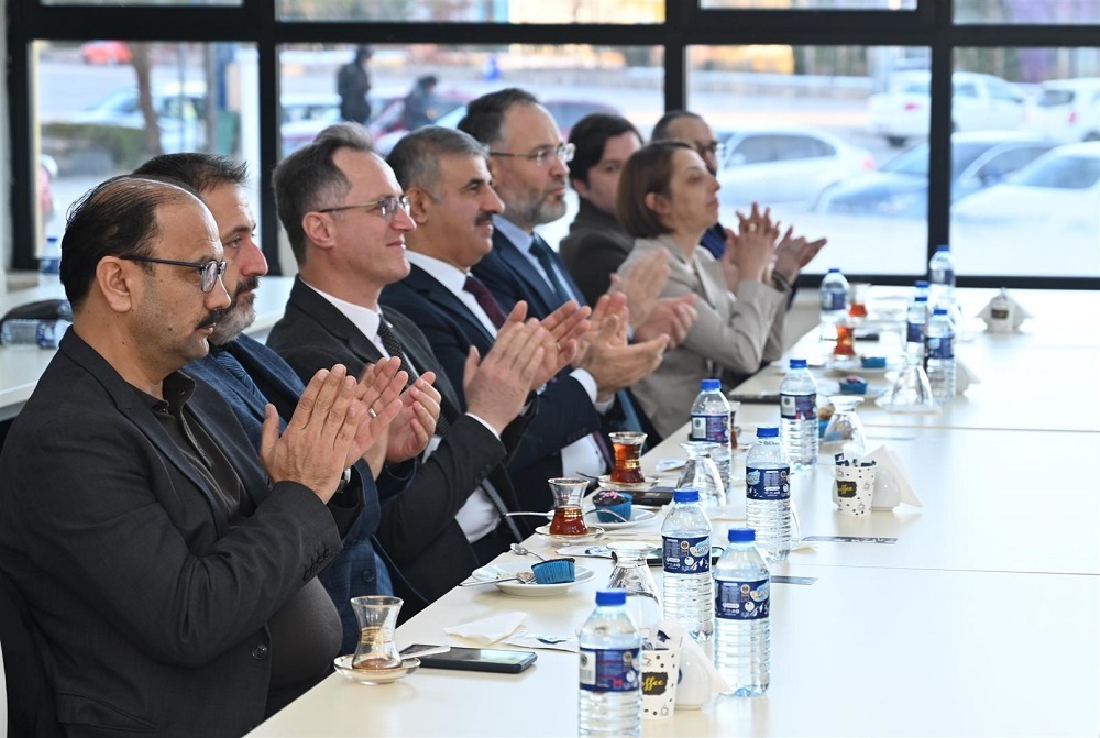 Rektör Çiftçi’den Eğitimciler İçin Duygulandıran Mesaj “Fedakâr Öğretmenlerimiz, Geleceğin Mimarıdır” (3)