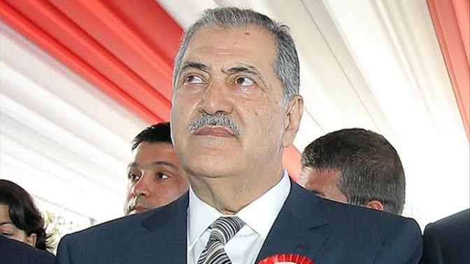 Latif Topbaş Kimdir