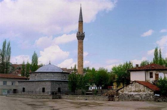 Pazar Camii