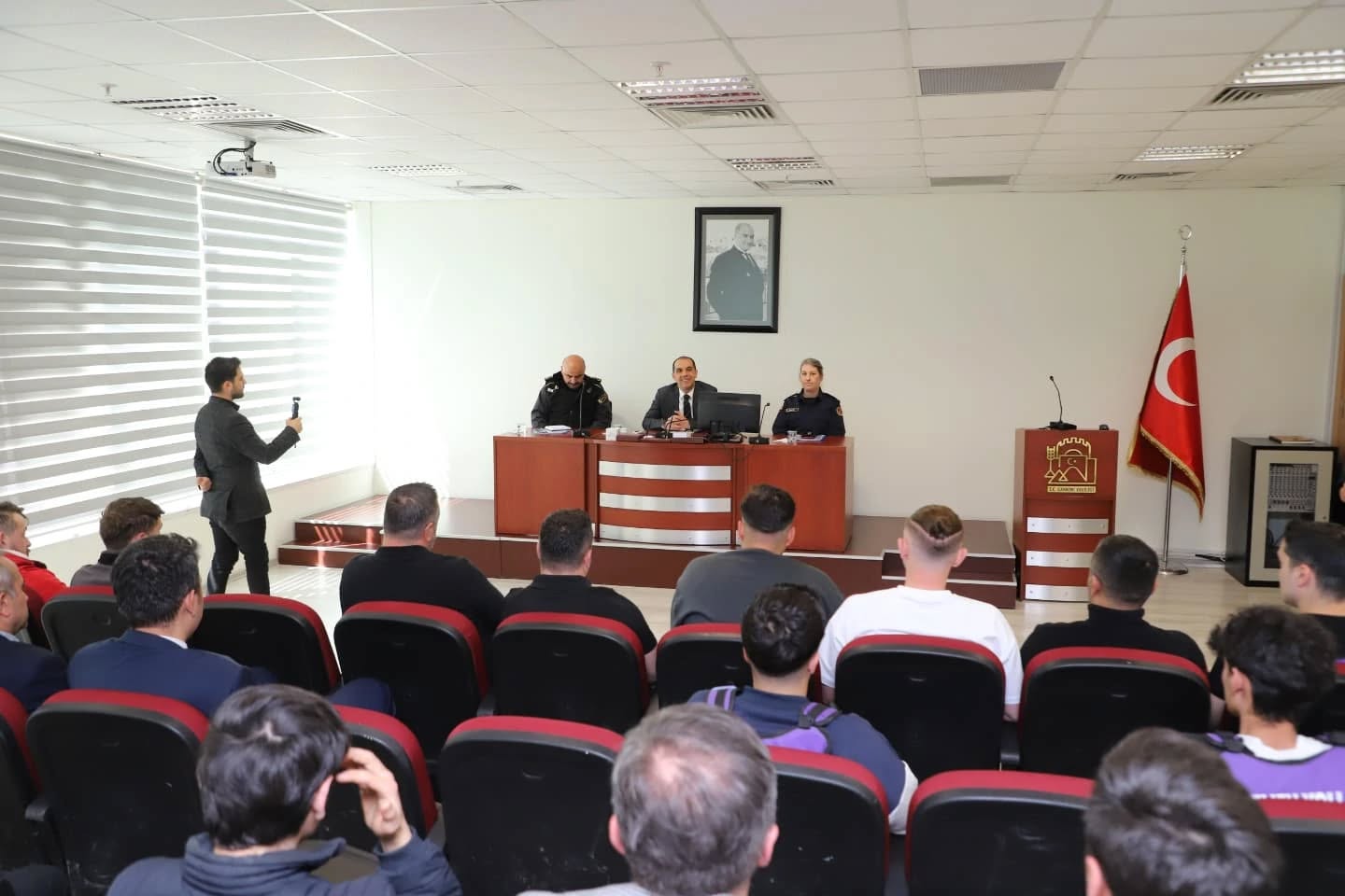 Çankırı’da Motosiklet Güvenliği Masaya Yatırıldı Vali Sürücülerle Buluştu (2)