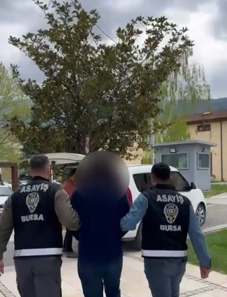 18 Suç Kaydı Bulunan Şüpheli Pazarda Yakalandı (3)