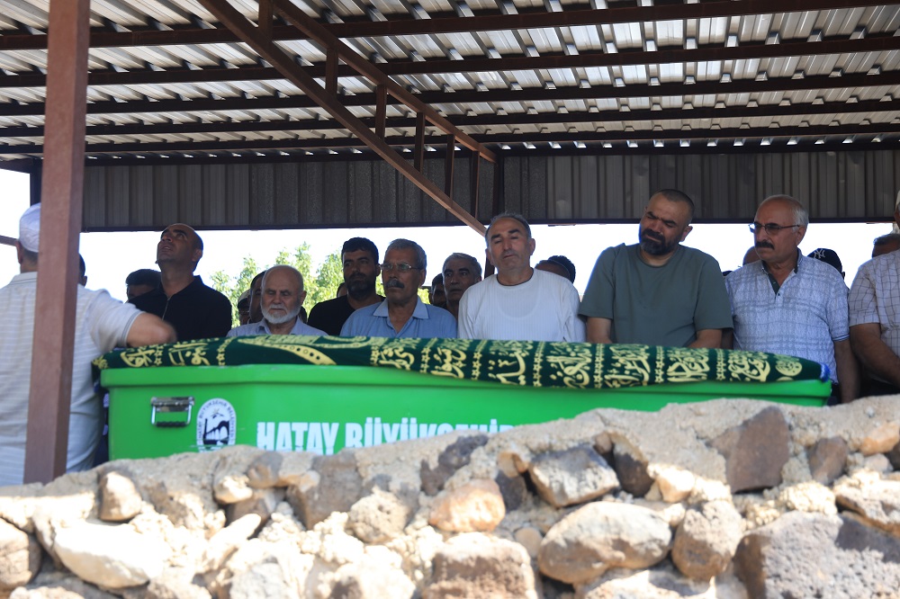 Ablasının Düğünü İçin Geldi, Kalp Kriziyle Hayatını Kaybetti (1)
