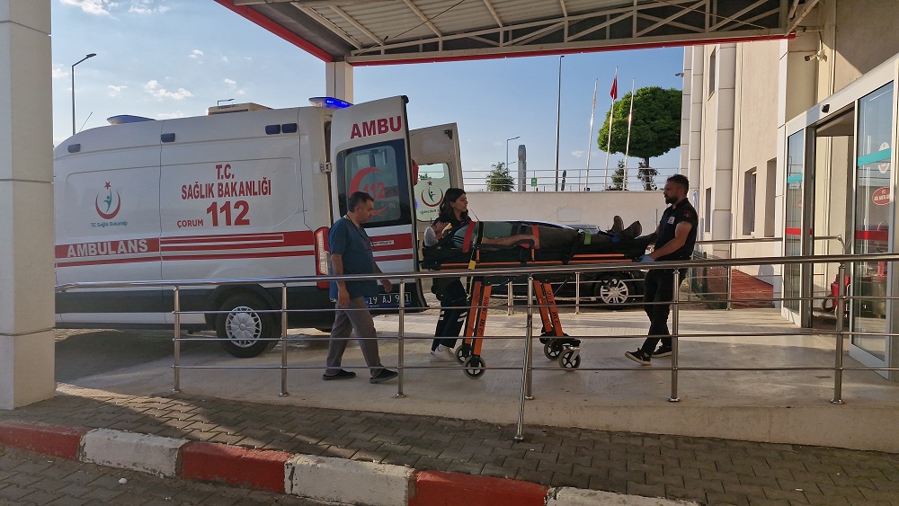 Alaca’da Korkutan Kaza 4 Kişi Yaralandı (2)