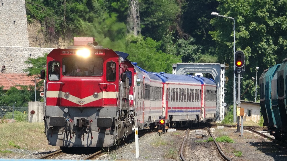Ankara’dan Yola Çıkan Turistik Tren Zonguldak’ta Coşkuyla Karşılandı (3)