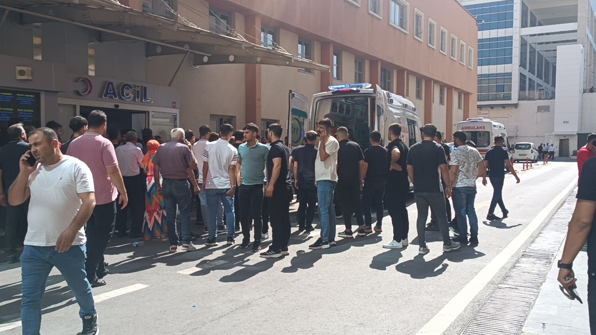 Atbağı Köyü’nde Balkon Çöktü 3 Kişi Hayatını Kaybetti, 6 Yaralı