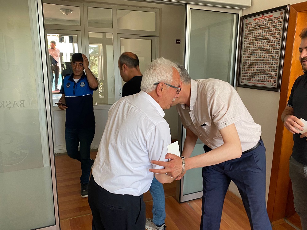 Başkan Kozan “Nice Bayramlarda Birlikte Olmak Dileğiyle” (4)