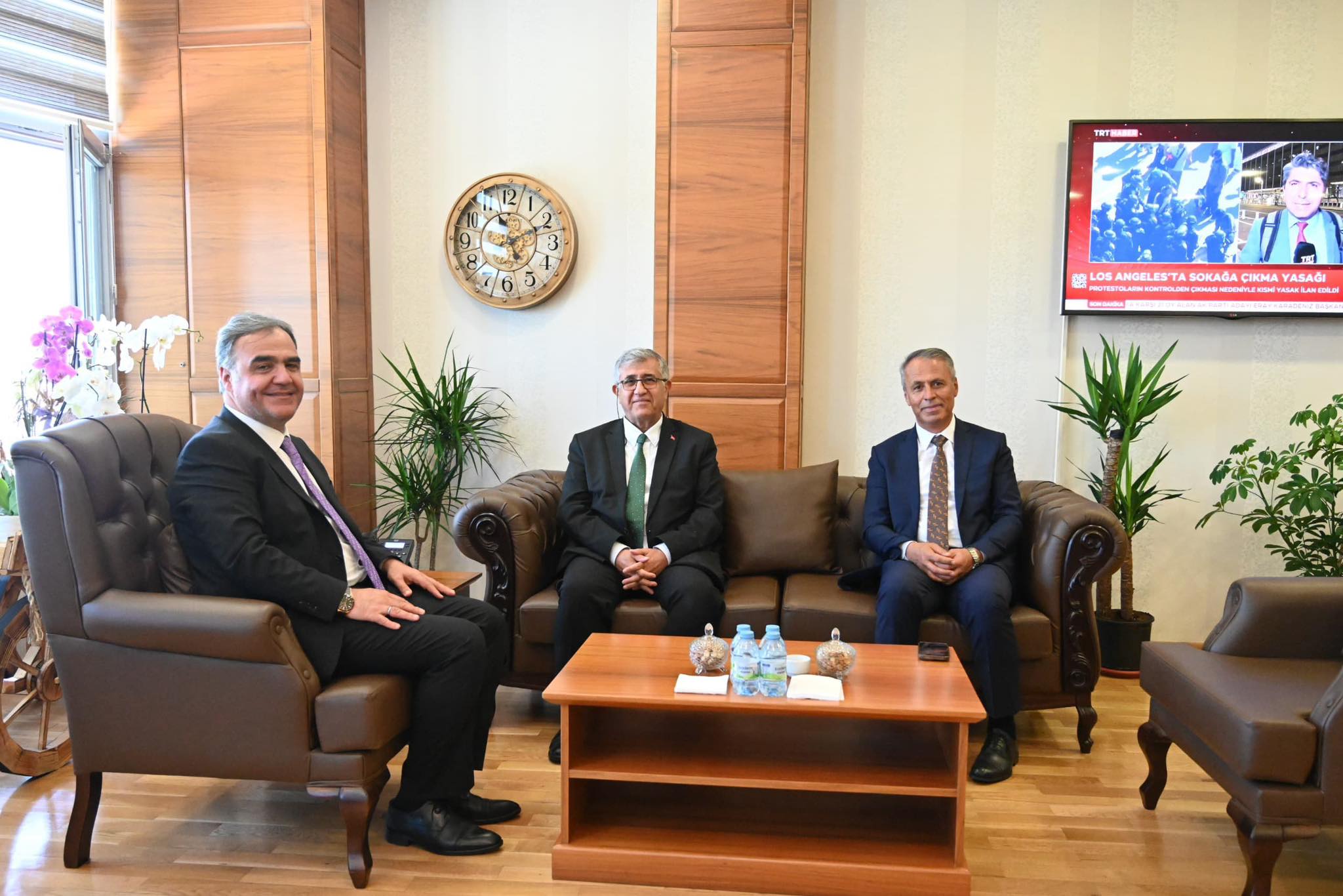 Belediye Başkanı Sopacı’dan Prof. Dr. Mevlüt Karataş’a Ziyaret (1)-1