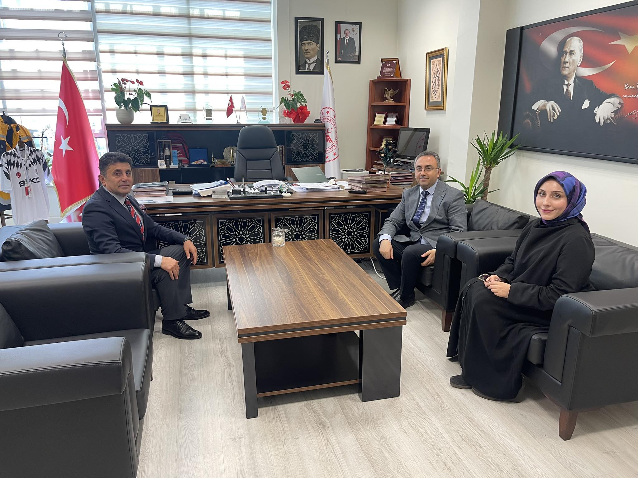 Çankırı Defterdarı Aydınoğlu'ndan Sağlık Müdürü Bulut’a Nezaket Ziyareti
