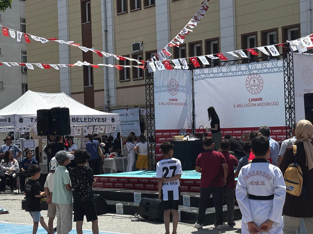 Çankırı Eğitim Şenliği Renkli Görüntülere Sahne Oldu (9)