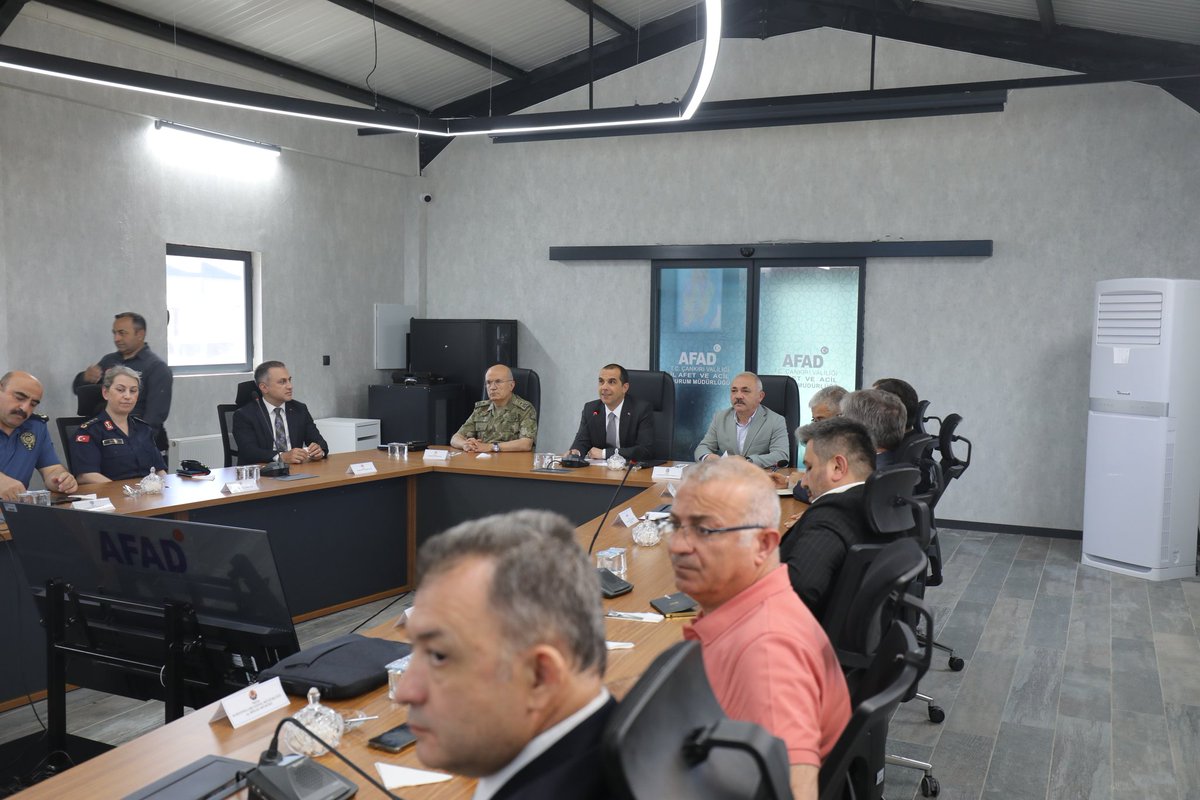 Çankırı’da Afet Koordinasyonu Masada Vali Taşolar Başkanlığında Kritik Toplantı (2)