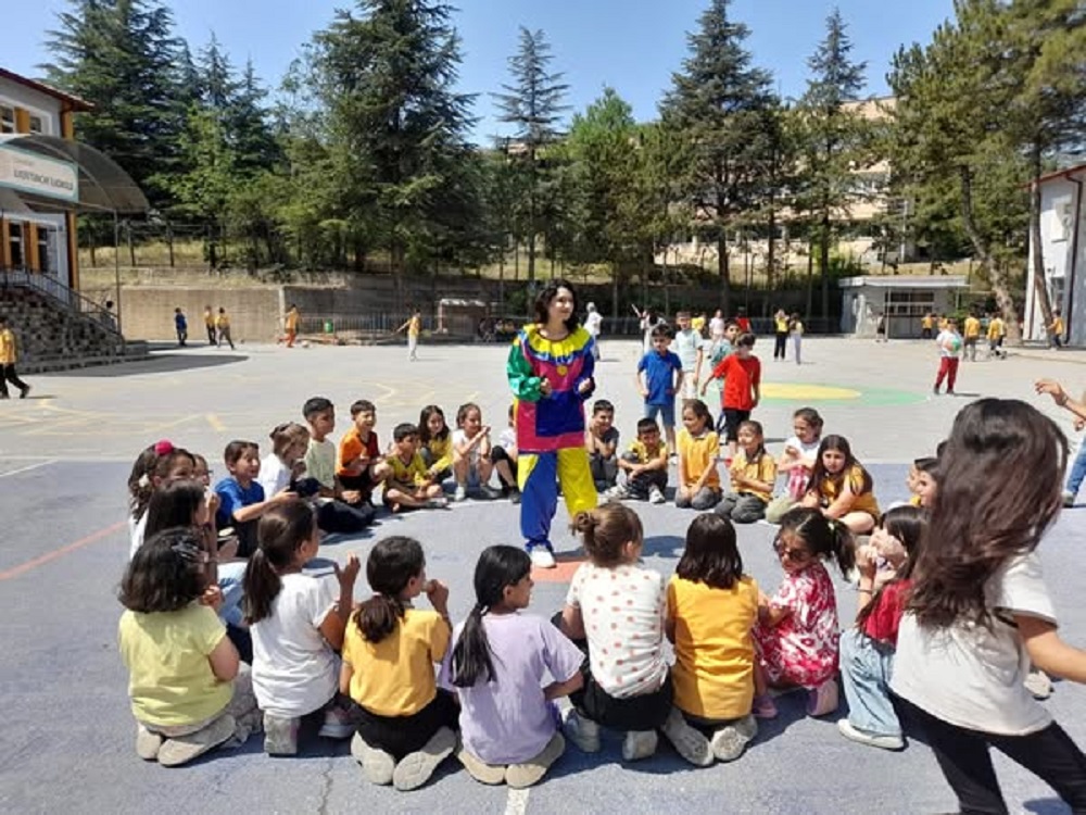 Çankırı’da Çocuklara Bağımlılık Farkındalığı Şenlikle Anlatıldı (5)