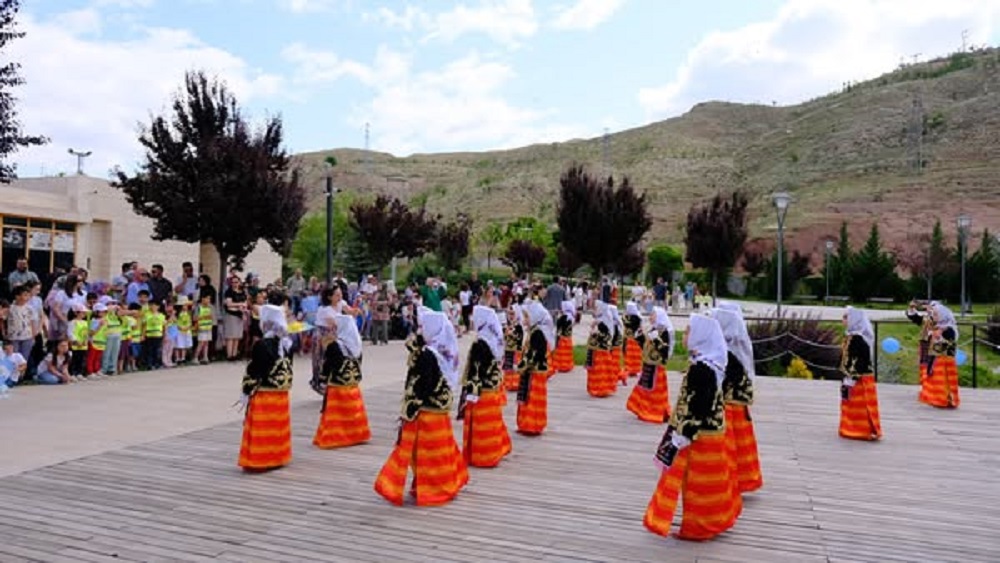 Çankırı’da Uçurtmalar Gökyüzüyle Buluştu Eğitim Şenliğine Renk Geldi (2)