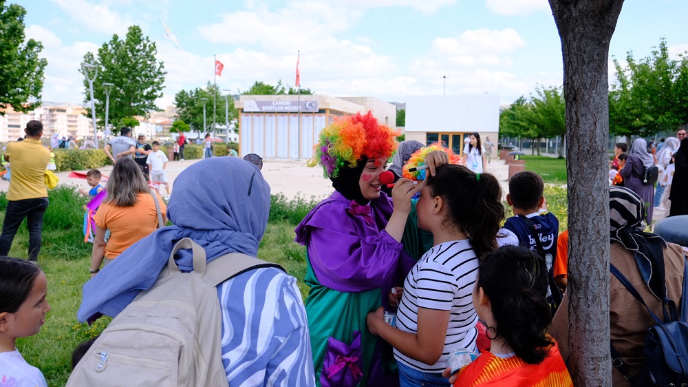 Çankırı’da Uçurtmalar Gökyüzüyle Buluştu Eğitim Şenliğine Renk Geldi (8)
