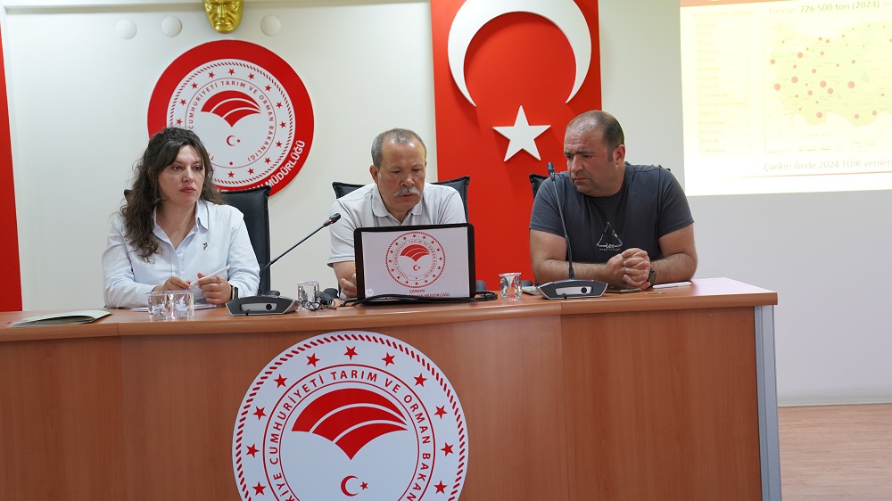 Çankırı’da Zirai Donla Mücadele İçin Eğitim Toplantısı Düzenlendi (3)