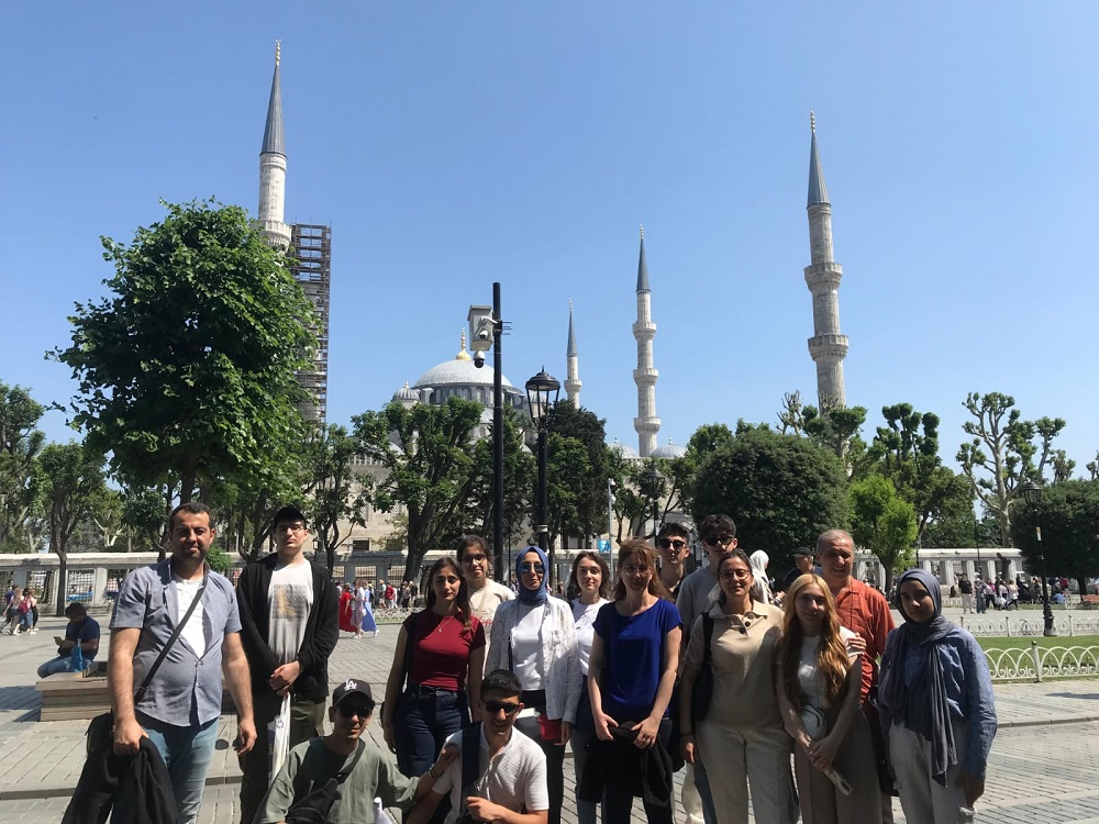 Çankırılı Öğrenciler İstanbul’u “7 Kitap 7 Tepe İstanbul” Projesiyle Keşfetti (3)
