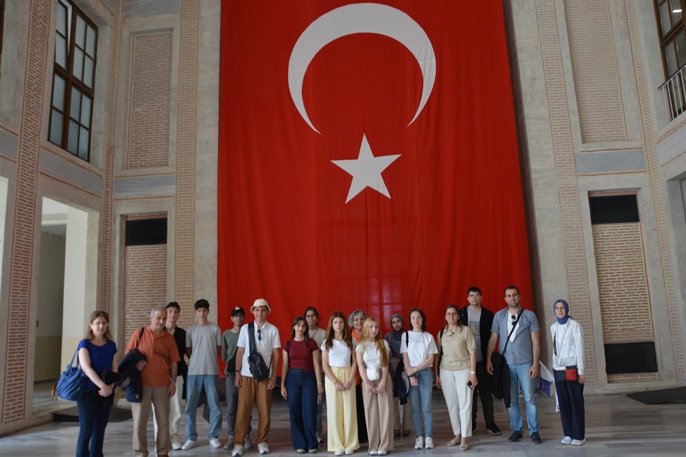 Çankırılı Öğrenciler İstanbul’u “7 Kitap 7 Tepe İstanbul” Projesiyle Keşfetti (5)