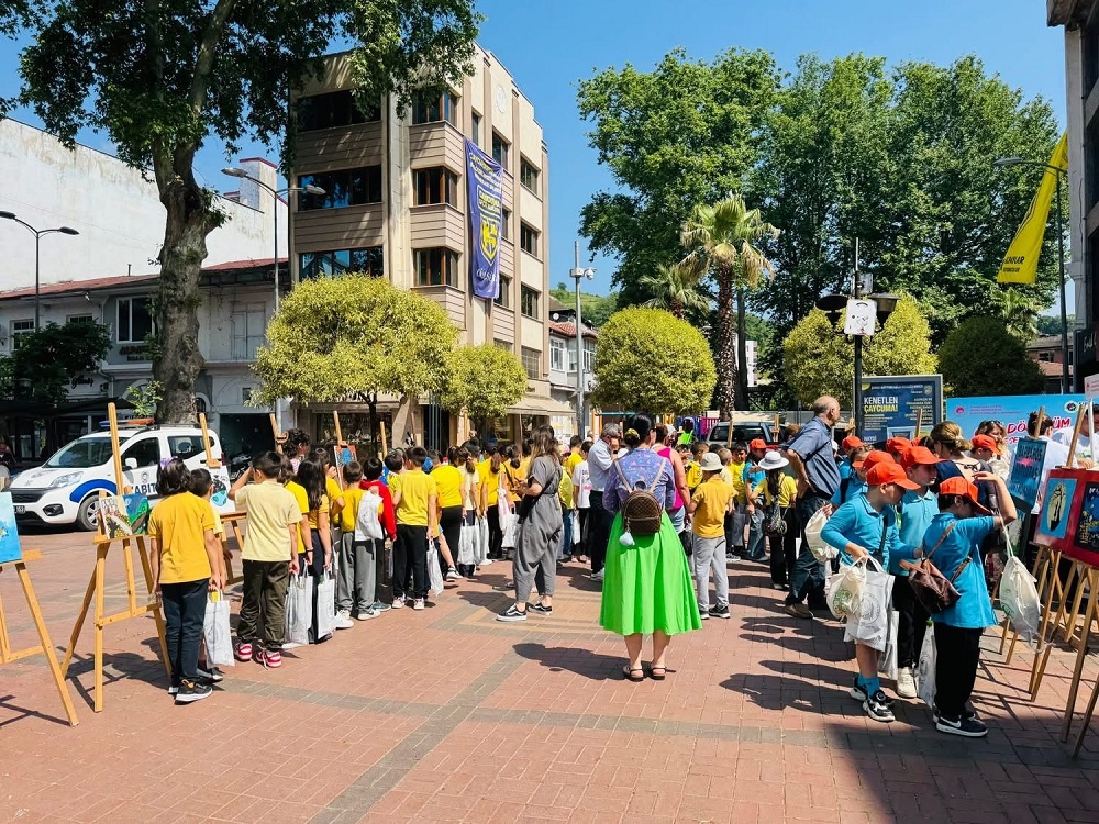 Çaycuma’da Sıfır Atık Şenliğiyle Çevreye Duyarlılık Mesajı Verildi (2)