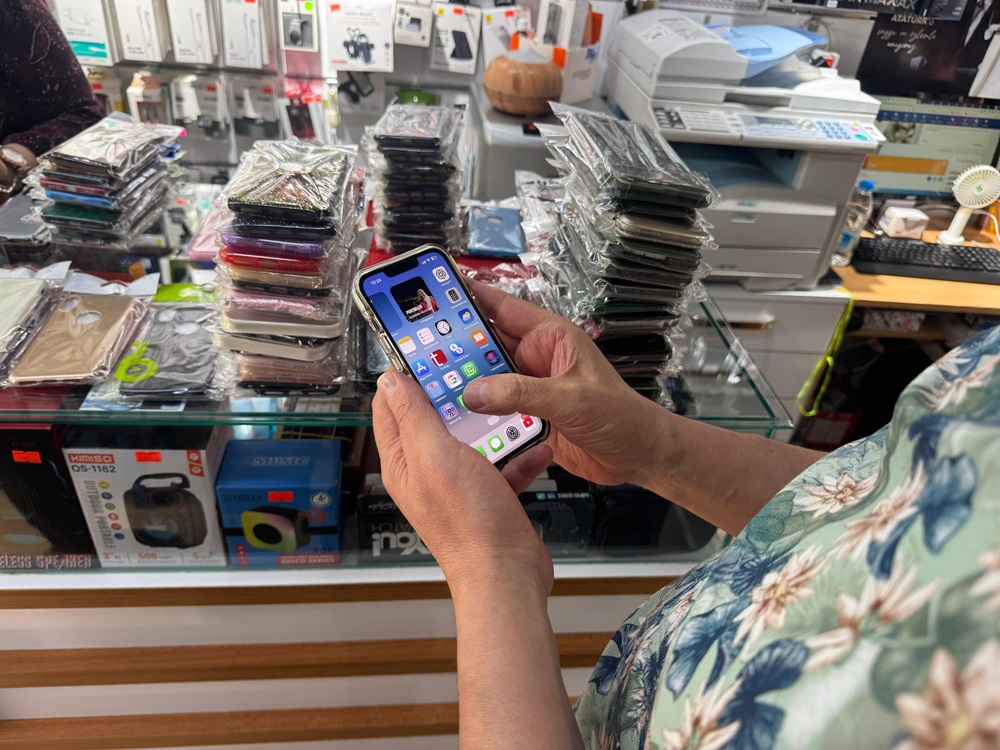 Cep Telefonlarına Virüs Tuzağı! Masum Görünen Bildirimlere Dikkat (2)