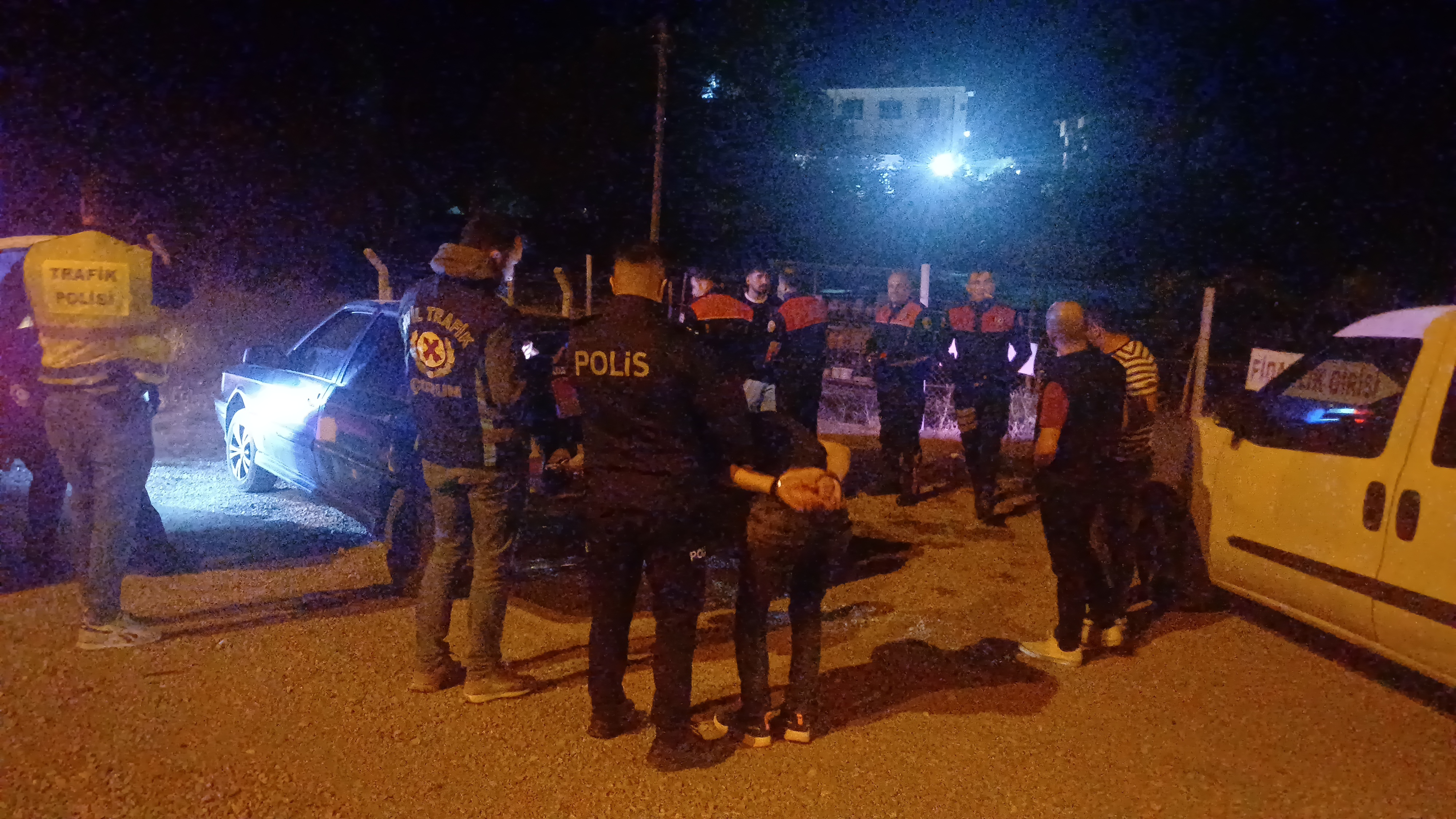 Çorum’da Polis “Dur” Dedi, Sürücü Kaçtı Kovalamaca Sonunda Yakalandı (1)