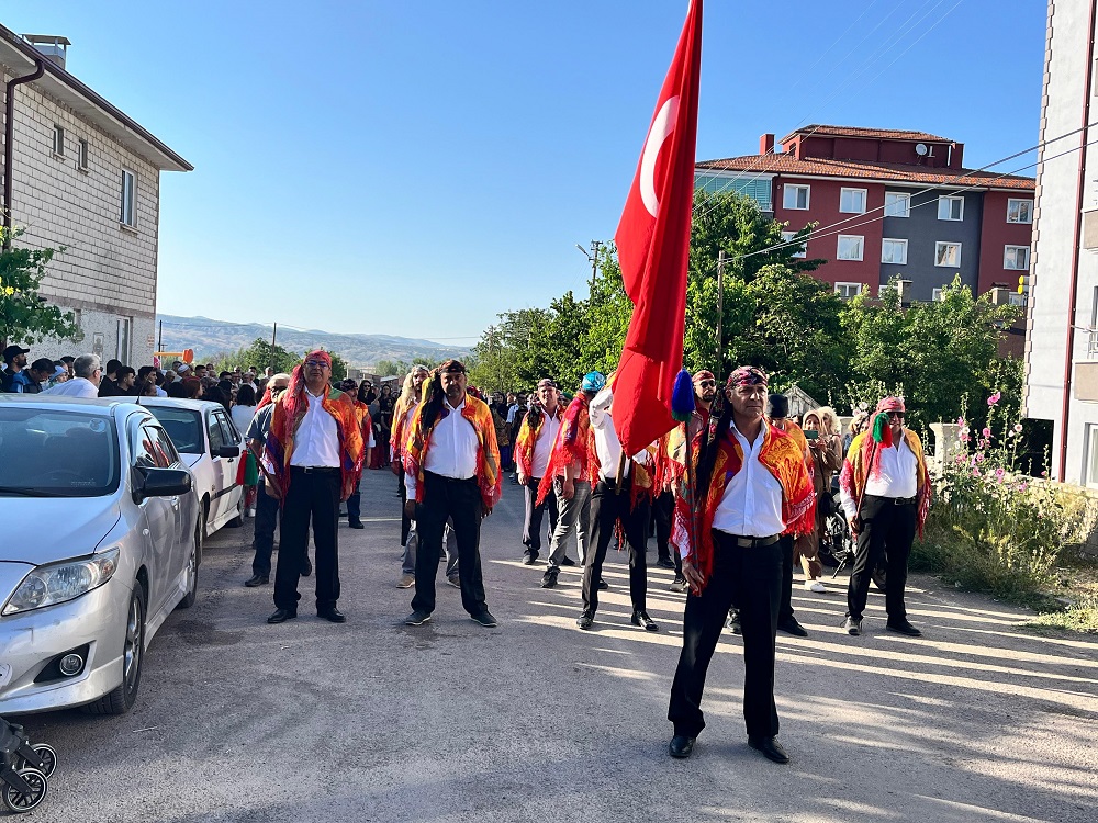 Eldivan Sokaklarında Seymen Coşkusu (1)
