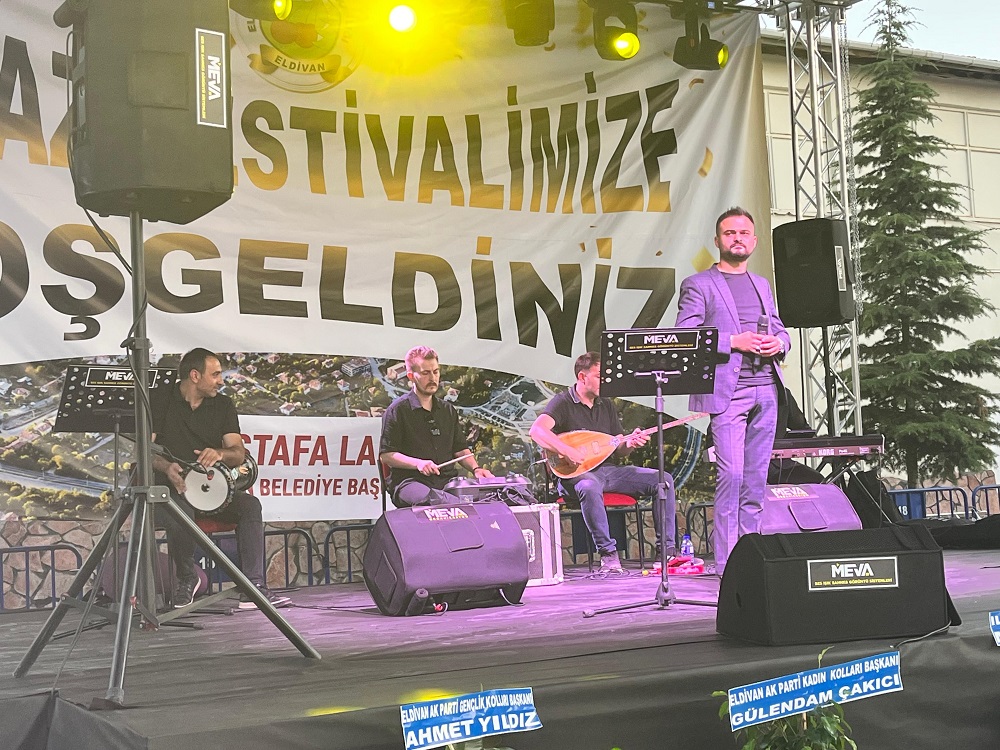 Festivalin 1. Gününde Mustafa Çölgeçen Ve Cuguli Rüzgârı Esti! (5)