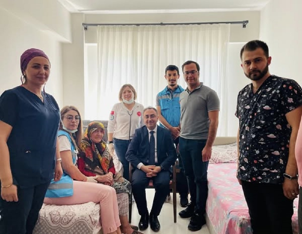 İl Sağlık Müdürü Huzurevi Ve Aile Sağlığı Merkezinde Vatandaşla Buluştu (3)