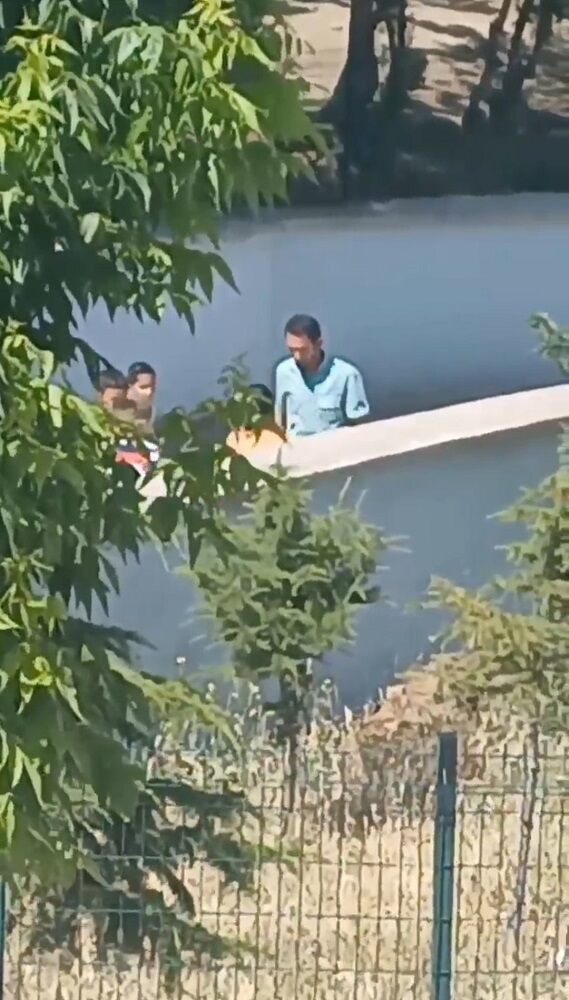 İlkokulda Şok Anlar Öğretmen 9 Yaşındaki Çocuğu Tokatladı