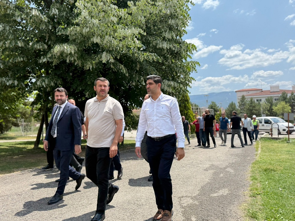 Karabük’te Yatırımlar Tüm Hızıyla Sürüyor Vekiller Projeleri Yerinde İnceledi (1)