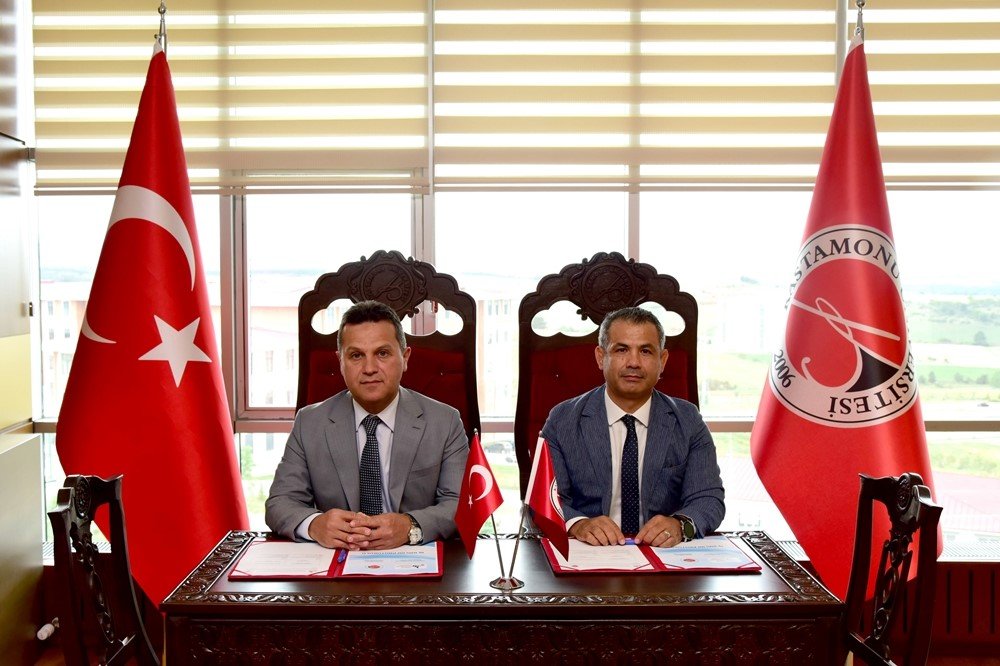 Kastamonu Üniversitesi Ile Badminton Federasyonu Güçlerini Birleştirdi