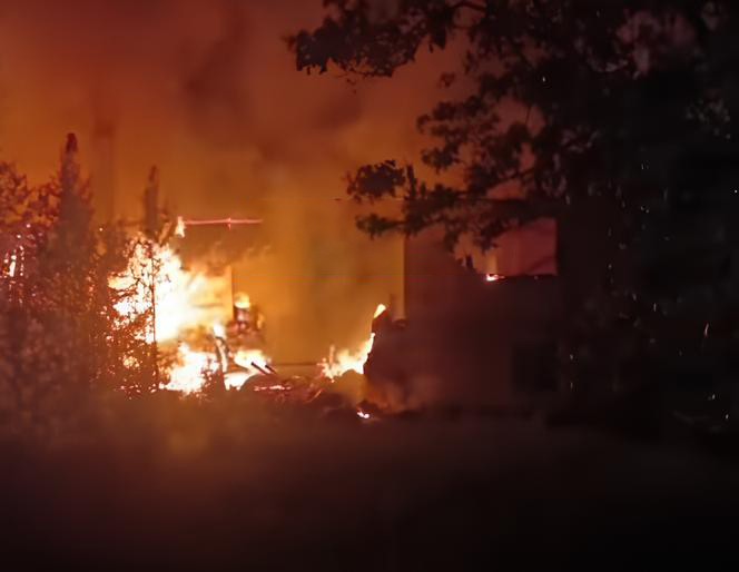 Kaymaz Köyü’nde Büyük Yangın 4 Ev Kül Oldu!