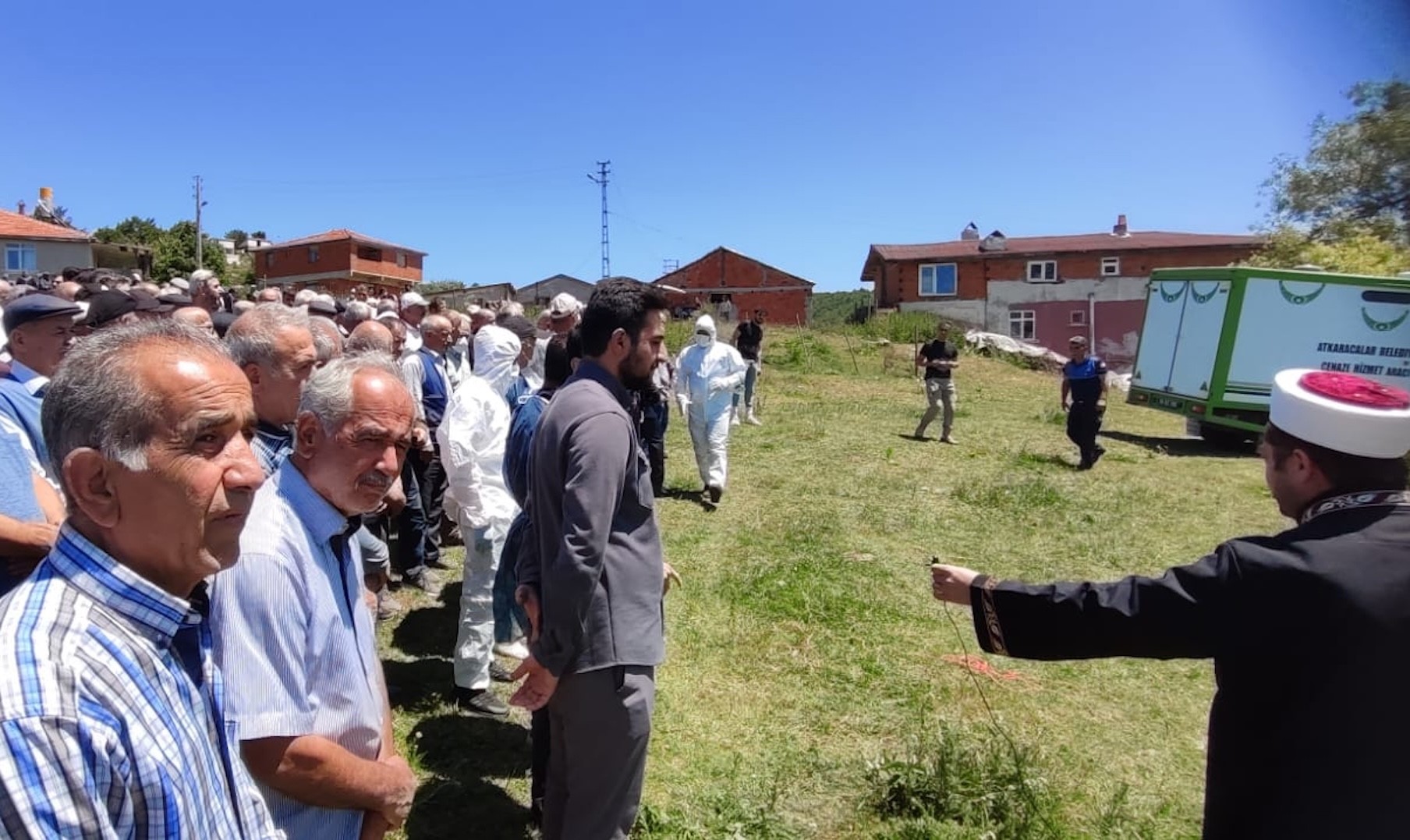 Kkka Şüphesiyle Hayatını Kaybeden Kadın Toprağa Verildi (1)-1