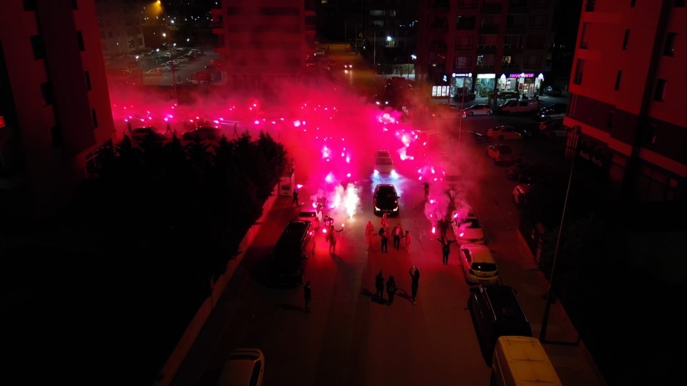 Konya’da Kız İsteme Merasiminde Trafik Ve Güvenlik İhlali Polis Operasyonu