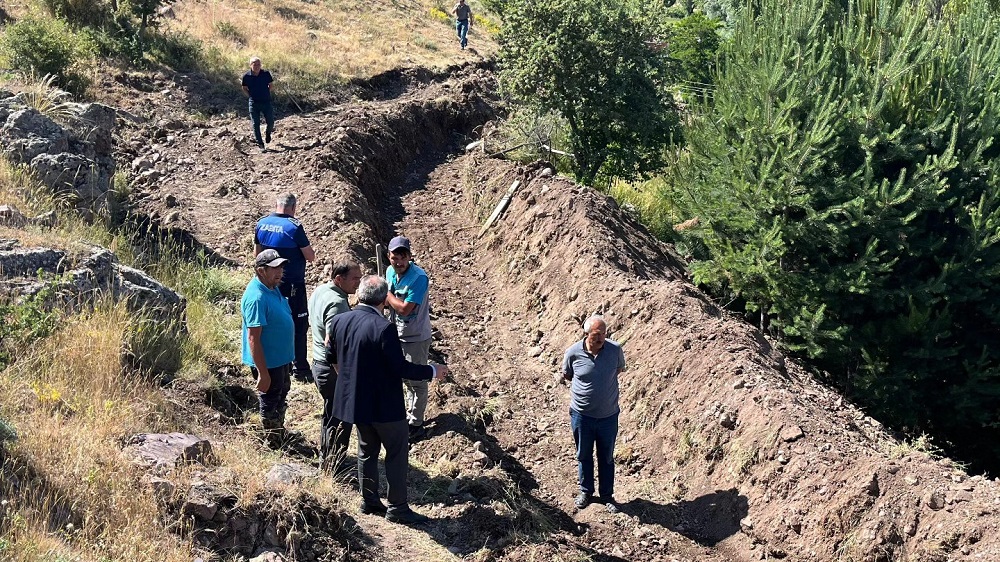 Kurşunlu’da Mahalle Çeşmeleri Ve Dere Islahı İçin Yoğun Mesai (6)
