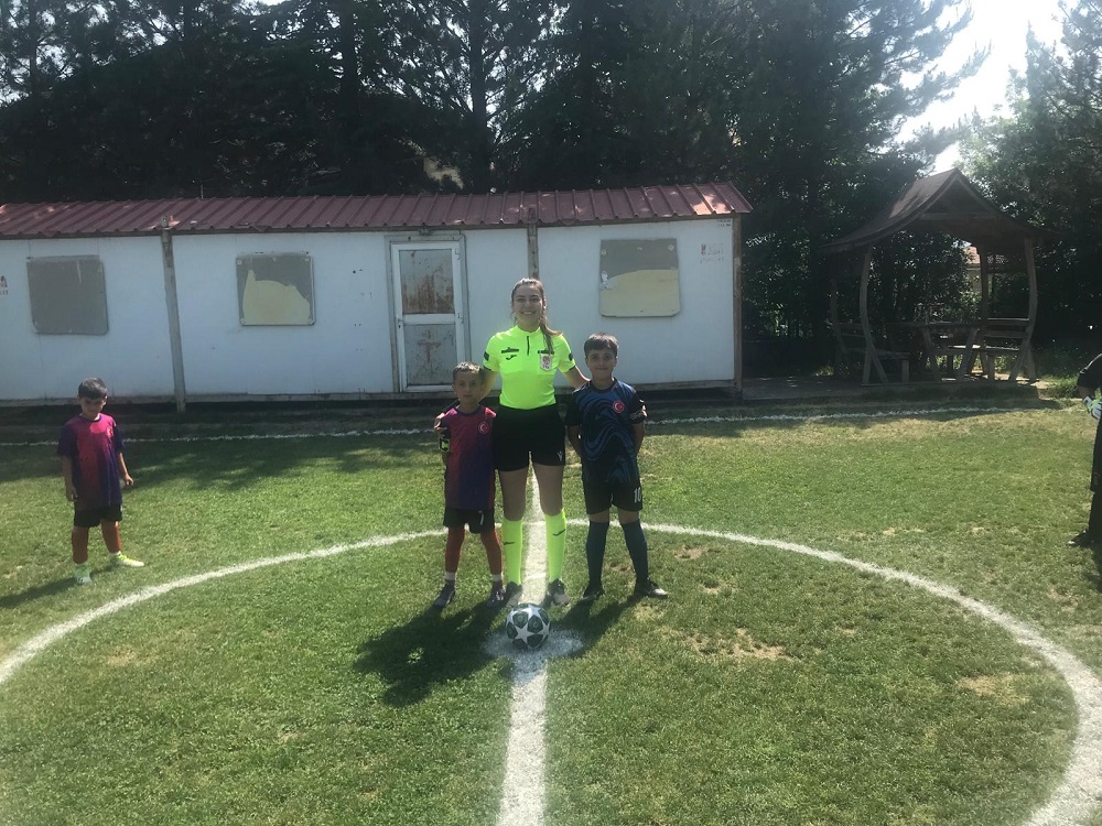 Minik Futbolculardan Profesyonel Turnuva Heyecanı (8)