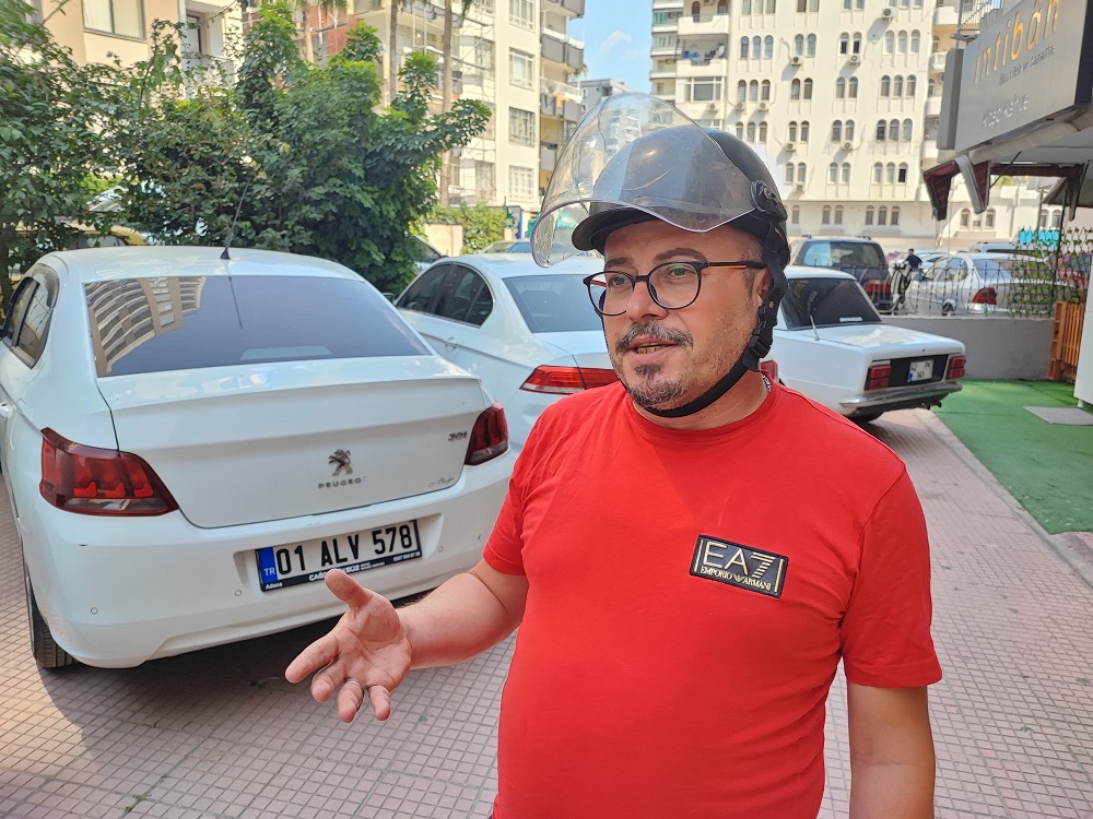 Otomobil Kullanıcısına Kask Cezası Bundan Sonra Arabada Da Kask Takacağım! (5)