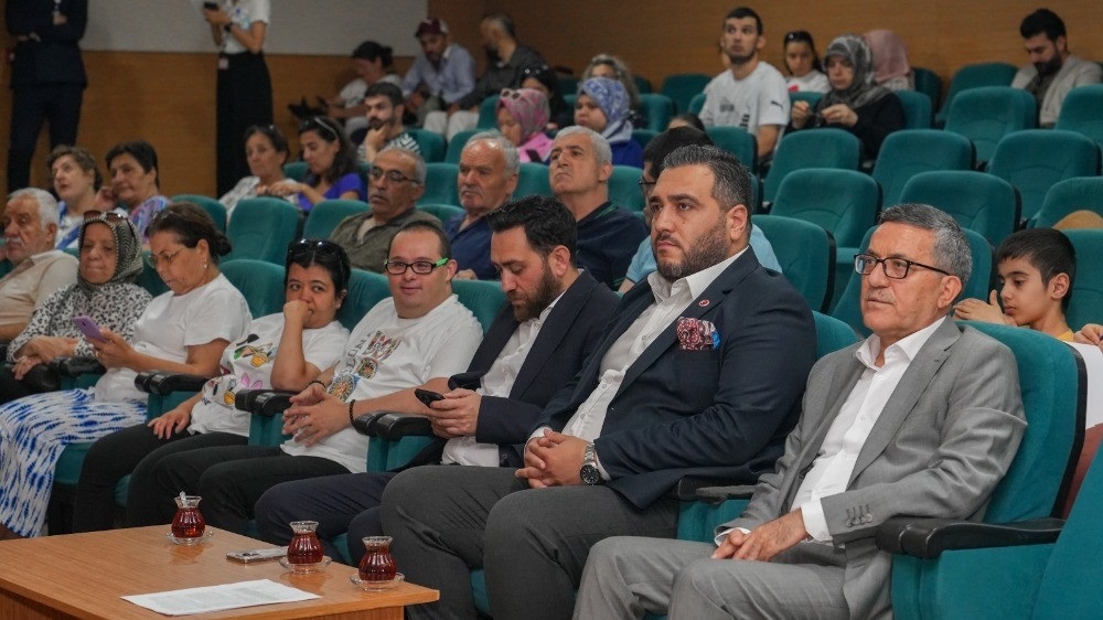 Özel Gereksinimli Bireylere Keçiören’de Kapsamlı Ağız Ve Diş Sağlığı Eğitimi (2)