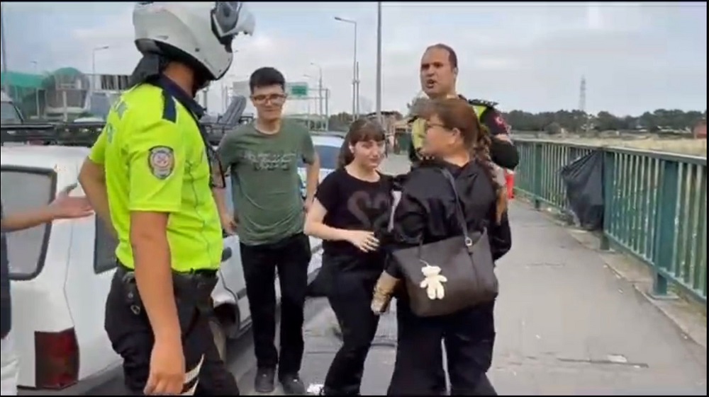 Sınav Yolunda Araç Bozuldu, Polis Yardımıyla Yetişti (1)
